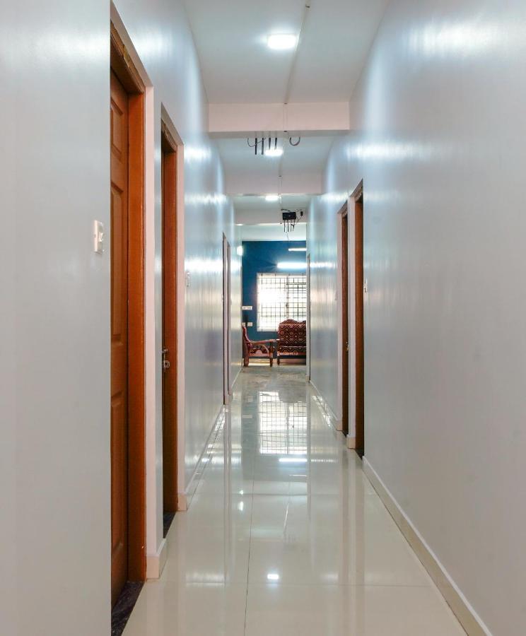Готель Reach Residency Kochi Екстер'єр фото