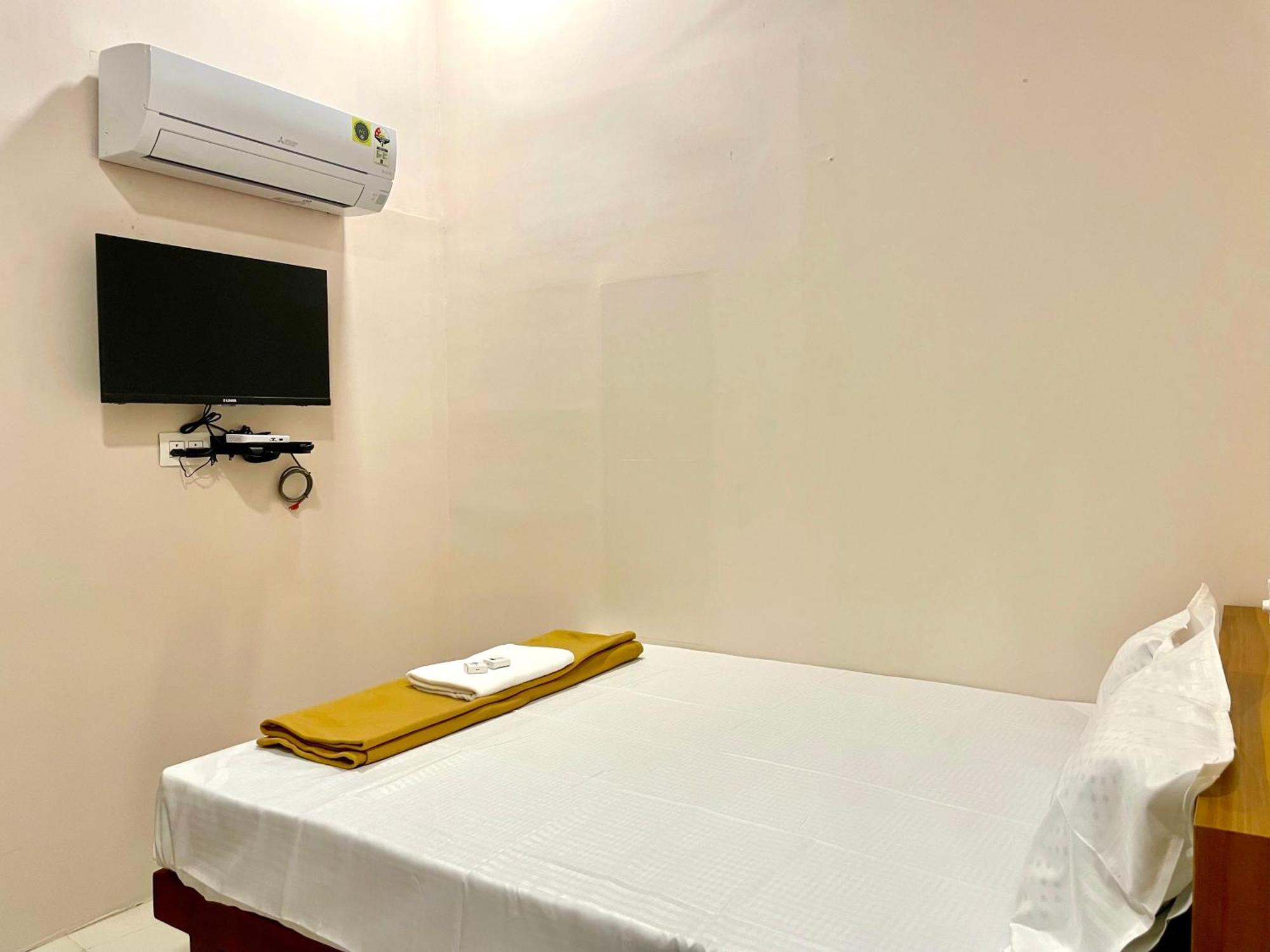 Готель Reach Residency Kochi Екстер'єр фото