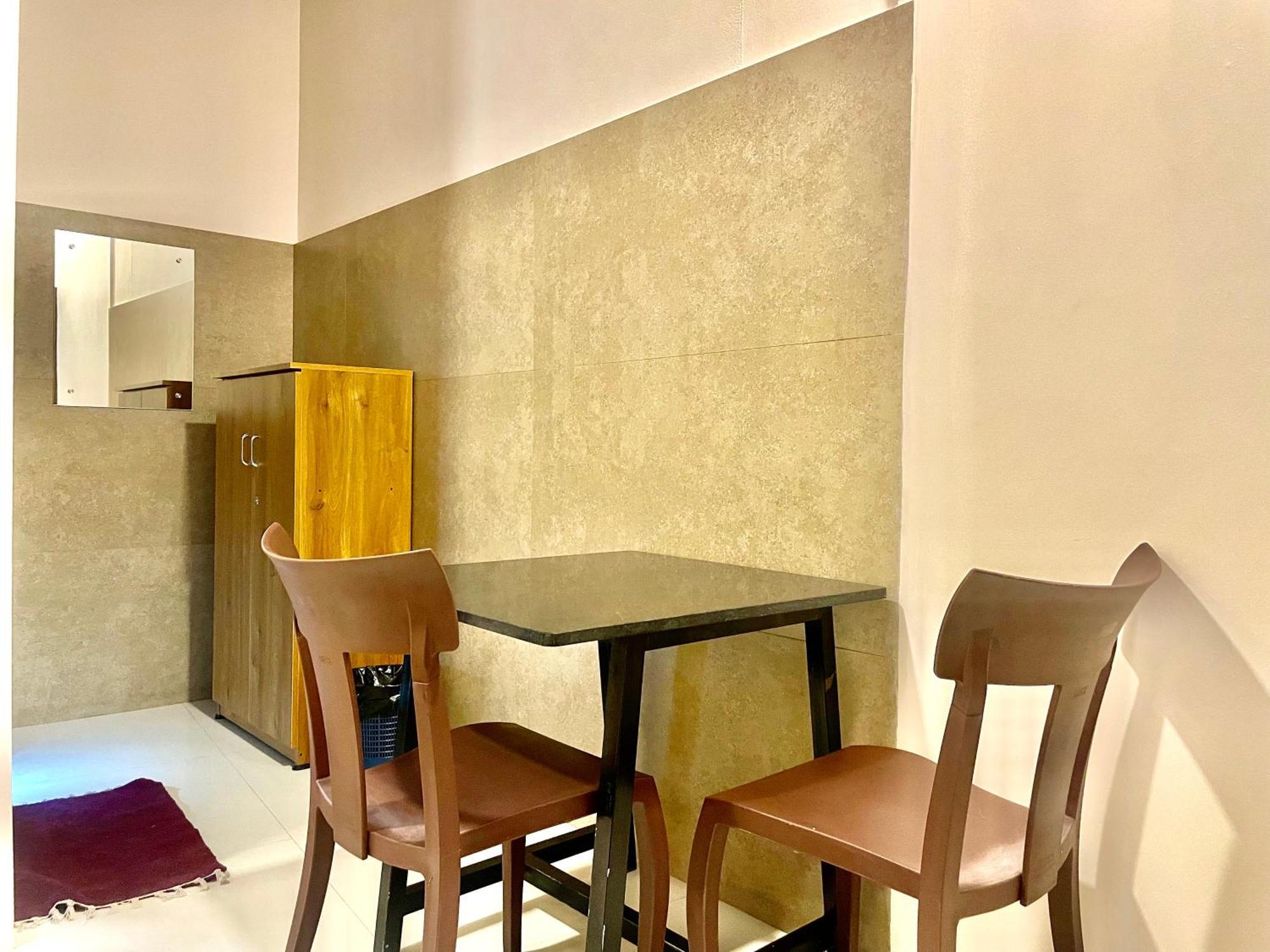 Готель Reach Residency Kochi Екстер'єр фото